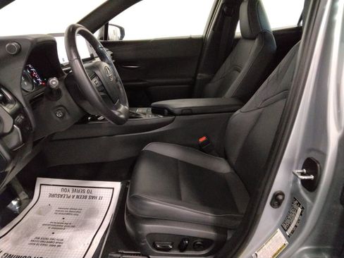 Used 2023 Lexus UX 250h AWD w/ Premium Package image 28