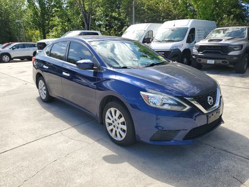 Used 2017 Nissan Sentra SV w/ All Weather Package image 4