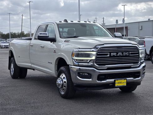 Used 2021 RAM 3500 Laramie image 3