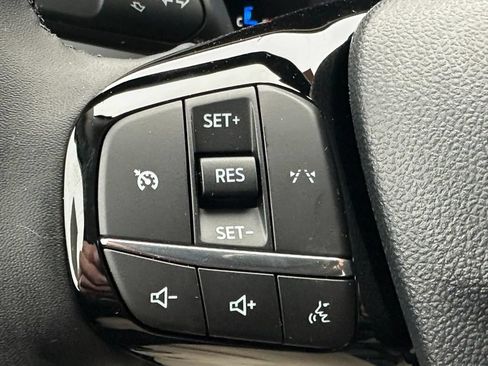 New 2026 Ford Escape Active w/ Cold Weather Package FWD image 10
