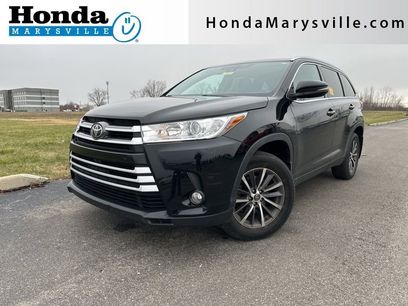 Used 2019 Toyota Highlander SE