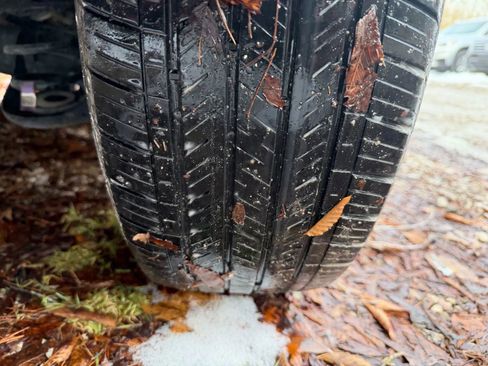 Used 2022 Toyota Corolla Cross XLE image 50