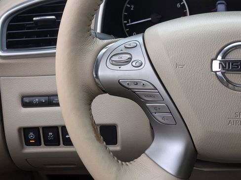 Used 2018 Nissan Murano Platinum image 13