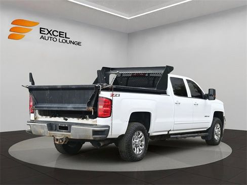 Used 2018 Chevrolet Silverado 3500 LT image 5