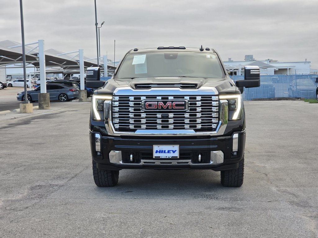 Used 2024 GMC Sierra 2500 Denali w/ Denali Reserve Package AWD/4WD image 2
