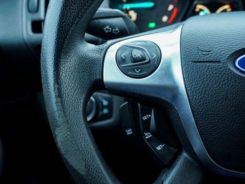 Used 2013 Ford Escape SE image 18