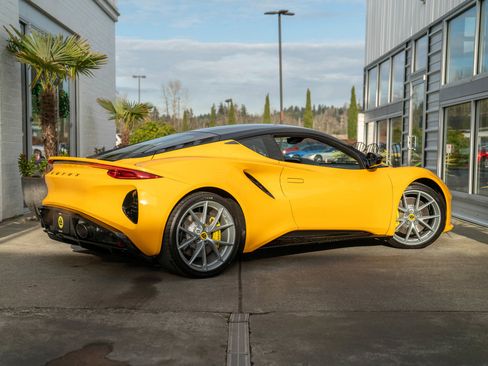 Used 2024 Lotus Emira First Edition image 9
