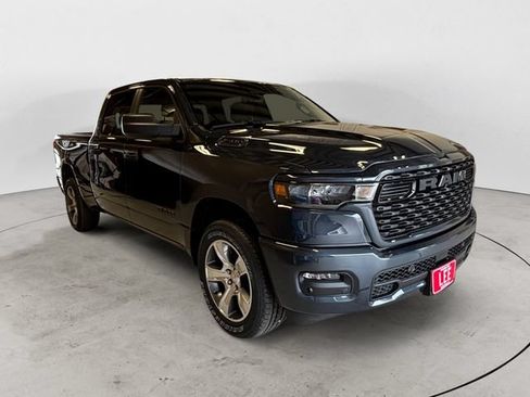 New 2026 RAM 1500 Express AWD/4WD image 8
