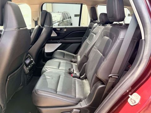 Used 2023 Lincoln Aviator Grand Touring w/ Equipment Group 301A AWD/4WD image 11