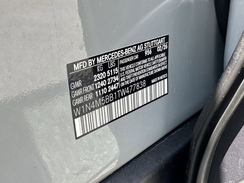 New 2026 Mercedes-Benz GLB 35 AMG 4MATIC image 36