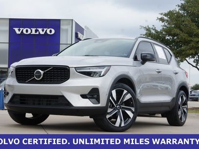 Certified 2025 Volvo XC40 B5 Plus