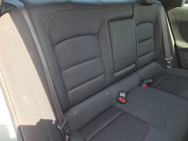 Used 2025 Chevrolet Malibu LT FWD image 18