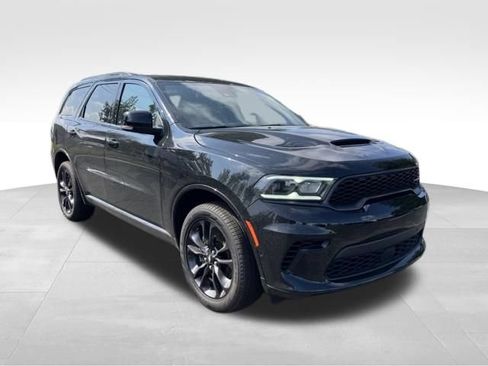 Used 2025 Dodge Durango GT AWD/4WD image 3