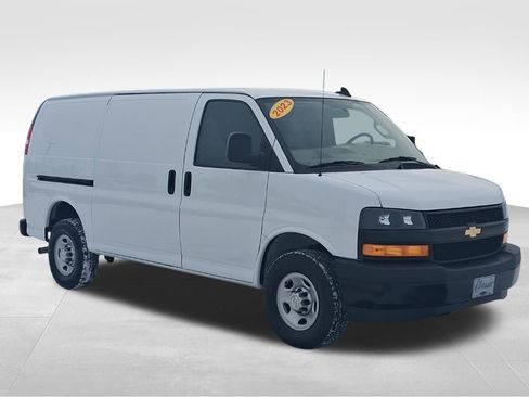 Used 2023 Chevrolet Express 2500 Work Van w/ Driver Convenience Package image 4