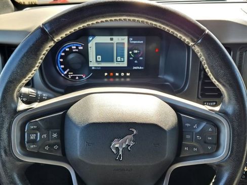 Used 2022 Ford Bronco Wildtrak image 27