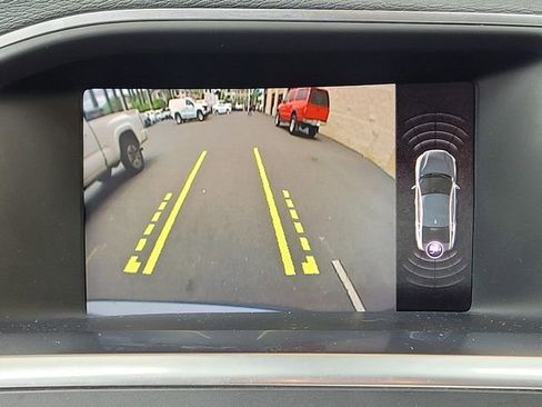 Used 2018 Volvo S60 T5 Inscription w/ Technology Package FWD image 13