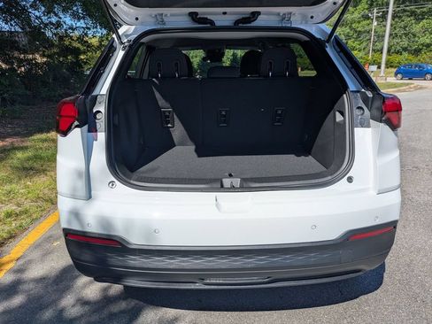 New 2027 Chevrolet Bolt LT FWD image 26