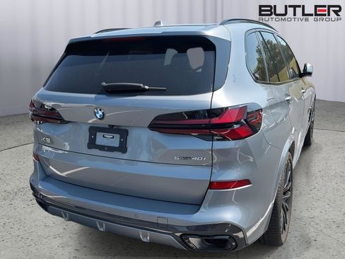 Certified 2024 BMW X5 sDrive40i w/ M Sport Package RWD image 8