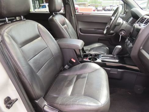 Used 2008 Ford Escape Limited AWD/4WD image 38