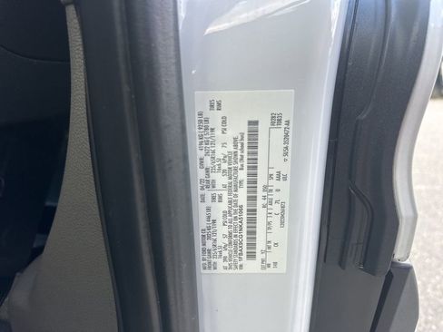 Used 2022 Ford Transit 350 XLT image 33