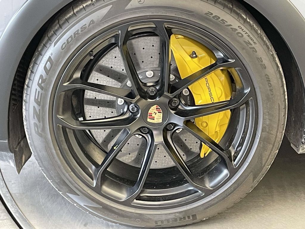 Certified 2024 Porsche Cayenne Turbo GT AWD/4WD image 11
