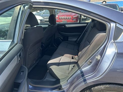 Used 2017 Subaru Legacy 2.5i Premium AWD/4WD image 9