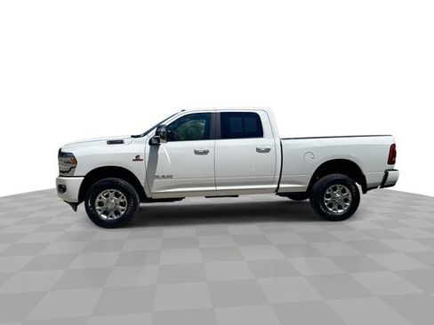 Used 2024 RAM 2500 Laramie AWD/4WD image 6