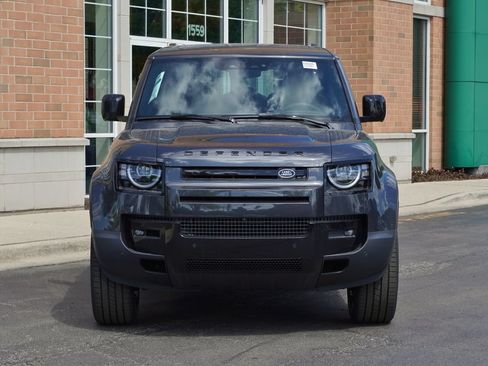 Used 2026 Land Rover Defender 110 S AWD/4WD image 4