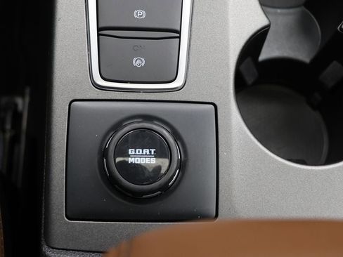 Used 2025 Ford Bronco Sport Outer Banks w/ Outer Banks Tech Package+ image 29