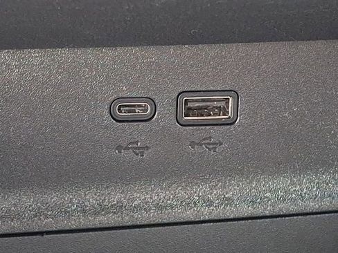 Used 2026 Chevrolet Equinox LT FWD image 25