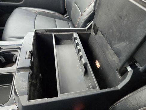 Used 2023 Ford F350 Lariat w/ Chrome Package image 12