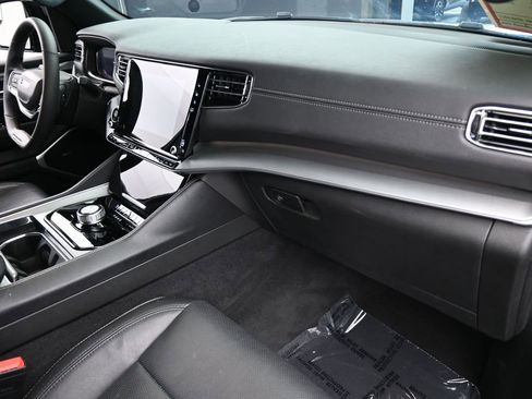 Used 2023 Jeep Wagoneer Series II image 47