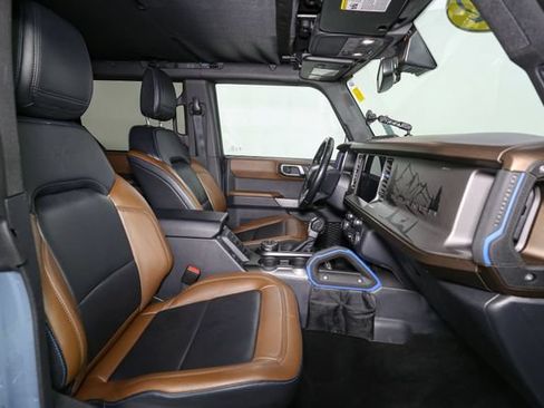 Used 2022 Ford Bronco Outer Banks AWD/4WD image 14