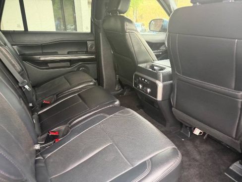 Used 2018 Ford Expedition Max XLT AWD/4WD image 11