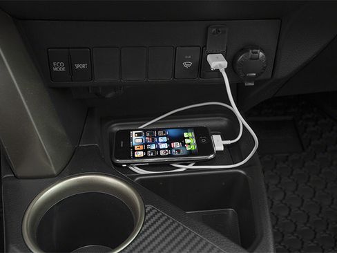 Used 2013 Toyota RAV4 Limited image 15