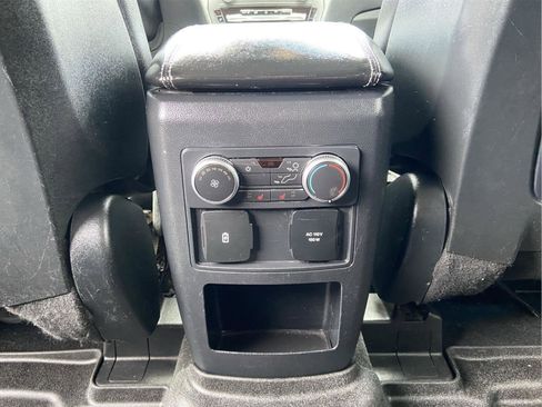 Used 2020 Ford Explorer Limited w/ Class III Trailer Tow Package AWD/4WD image 13