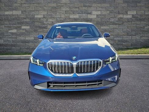 New 2026 BMW 540i xDrive w/ Premium Package AWD/4WD image 2