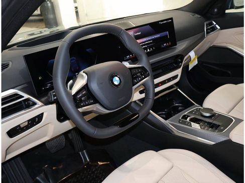 Used 2026 BMW 330i Sedan w/ Premium Package RWD image 11