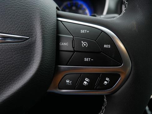 New 2026 Chrysler Voyager LX image 10