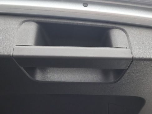 Used 2022 Volkswagen Tiguan S image 50