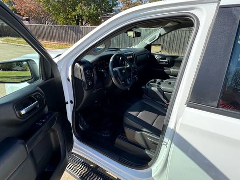 Used 2023 Chevrolet Silverado 1500 W/T image 5