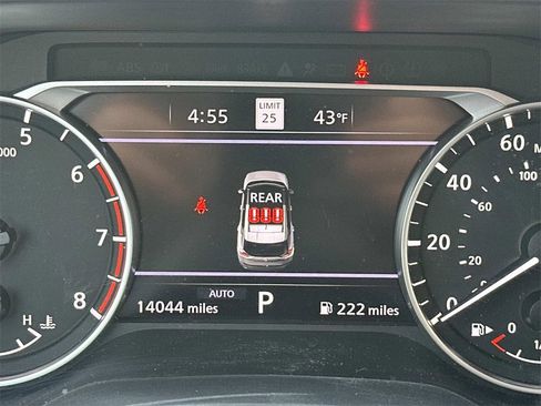 Used 2023 Nissan Rogue SL w/ SL Premium Package image 21