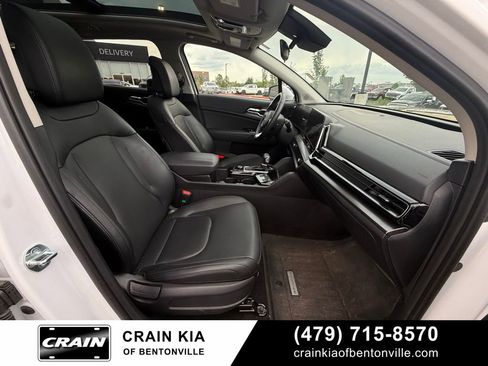 Certified 2025 Kia Sportage EX w/ Premium Package AWD/4WD image 32