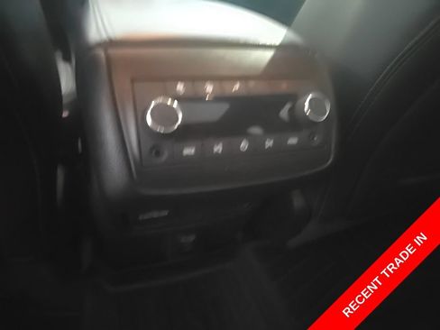 Used 2015 GMC Acadia Denali AWD/4WD image 10