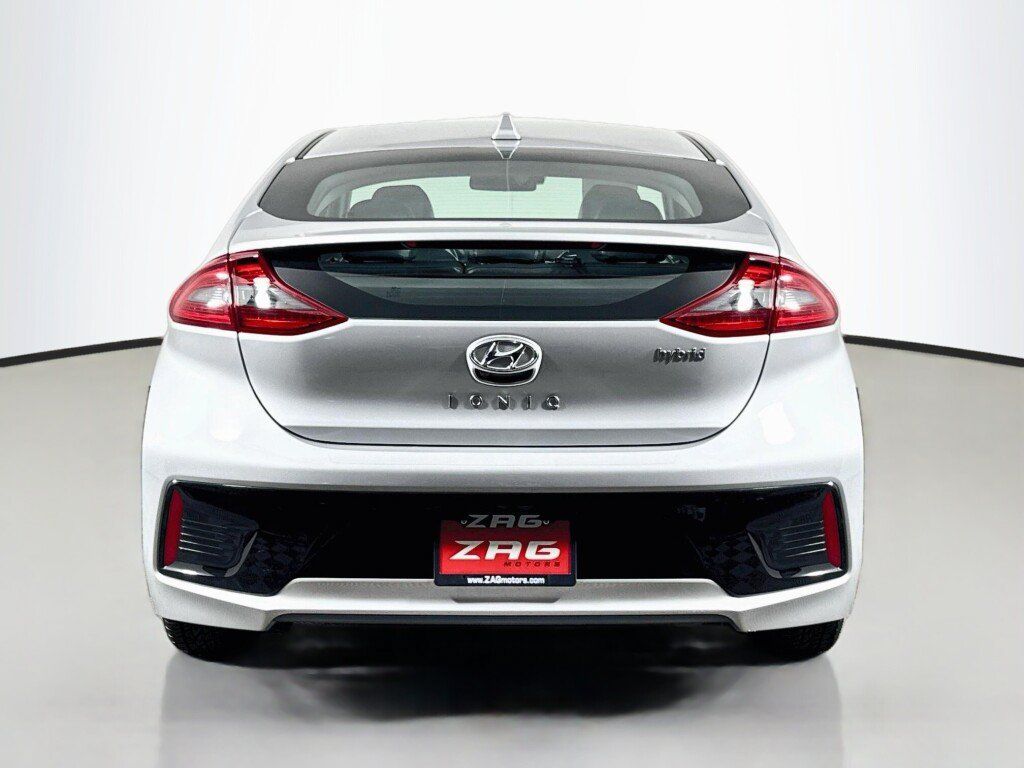 Used 2017 Hyundai Ioniq SEL w/ Tech Package 02 FWD image 4