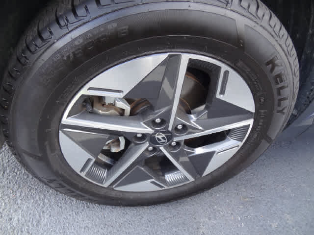Used 2025 Hyundai Tucson SEL FWD image 20