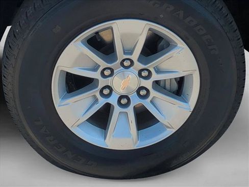 Certified 2025 Chevrolet Silverado 1500 LT RWD image 24