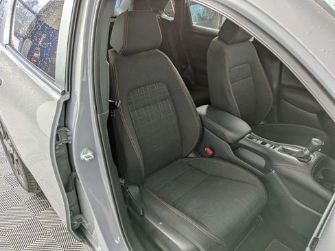 Certified 2023 Honda HR-V Sport image 30
