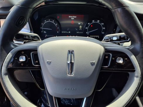 Certified 2021 Lincoln Corsair AWD w/ Premium Package image 6