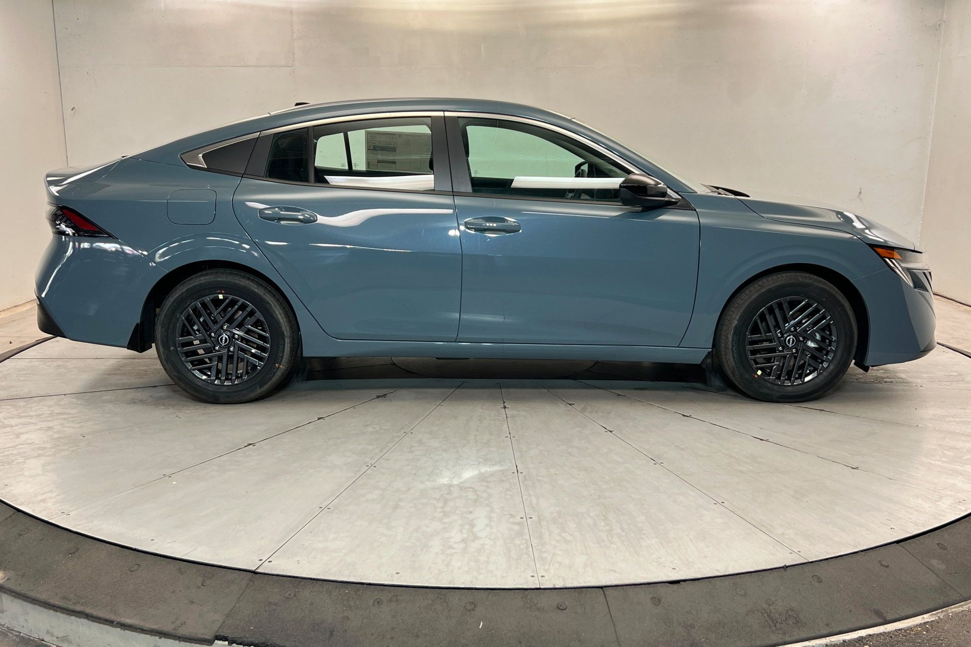 New 2027 Nissan Sentra SV w/ Floor Mat Package FWD image 6
